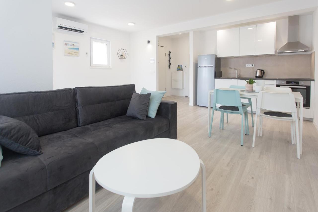 Delminium Apartamento Kaštela Exterior foto