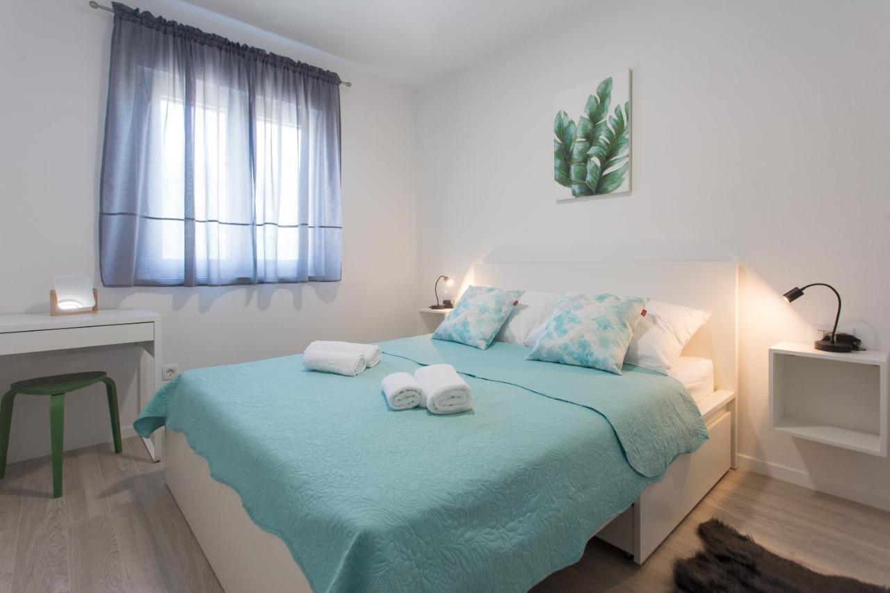 Delminium Apartamento Kaštela Exterior foto