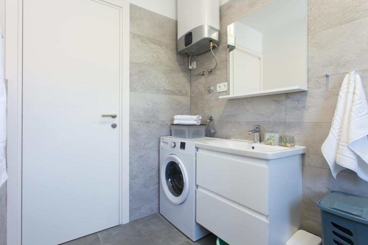 Delminium Apartamento Kaštela Exterior foto