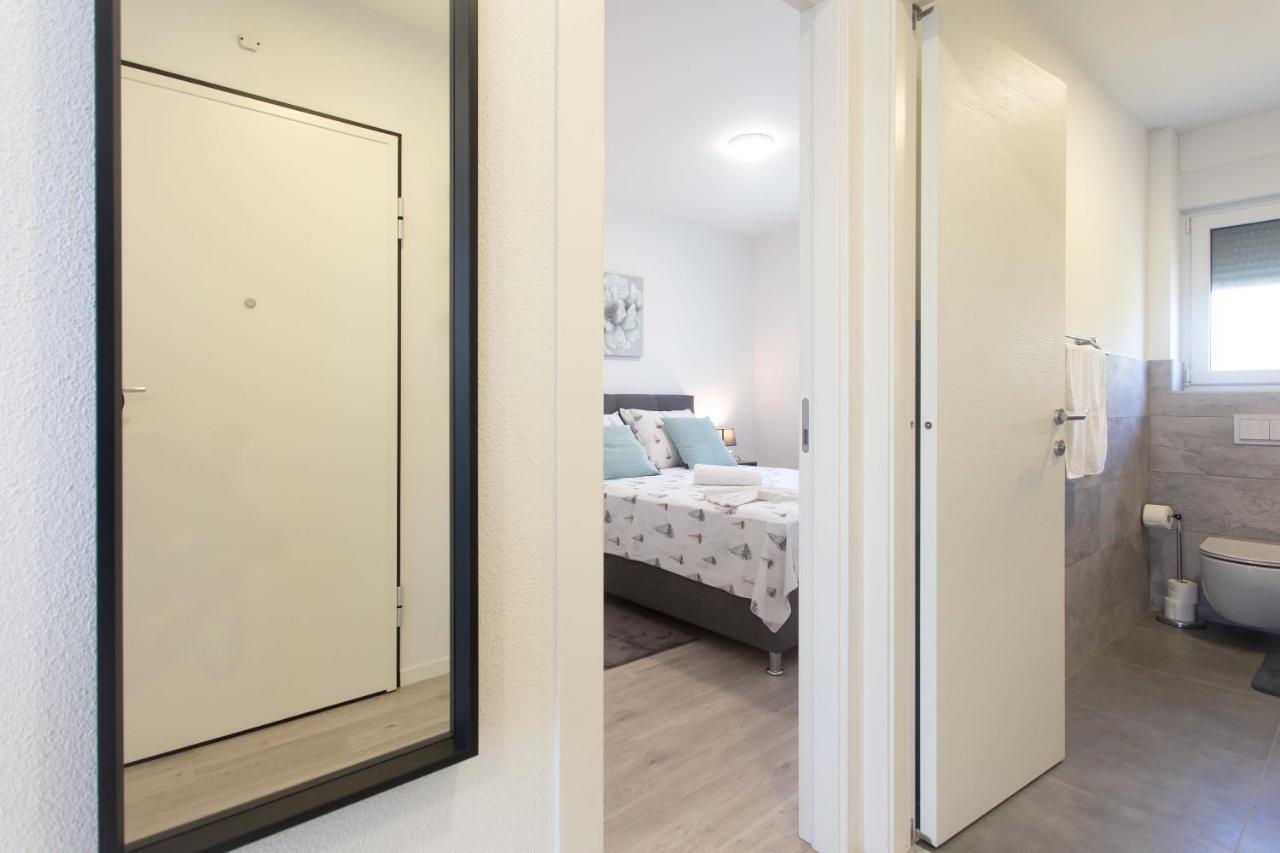 Delminium Apartamento Kaštela Exterior foto