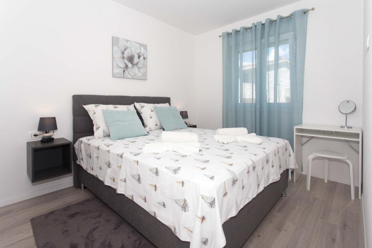 Delminium Apartamento Kaštela Exterior foto