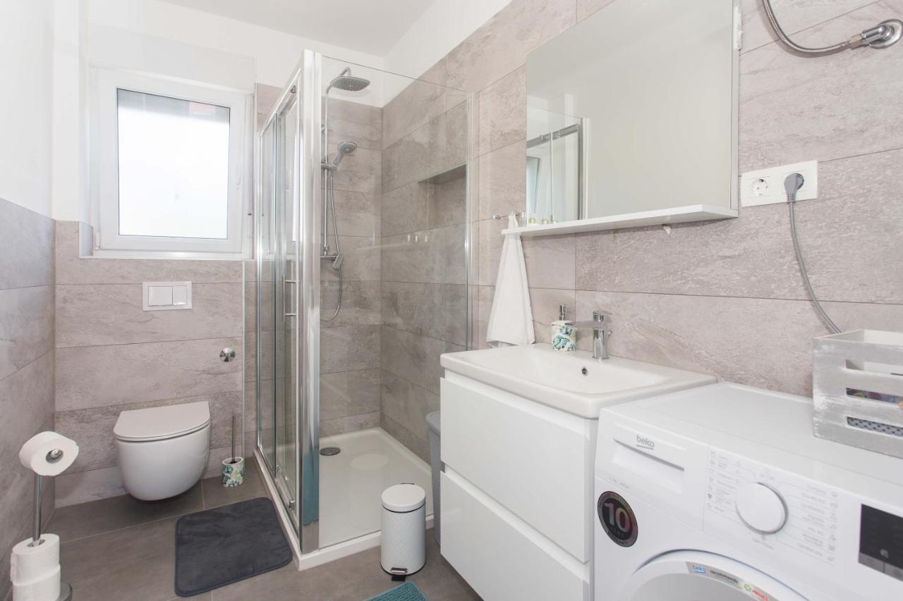 Delminium Apartamento Kaštela Exterior foto