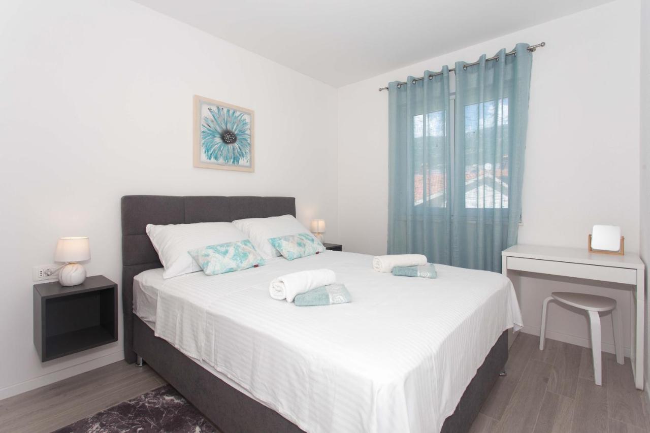 Delminium Apartamento Kaštela Exterior foto